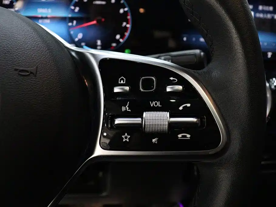 Mercedes-Benz GLB 2022 — фото 15