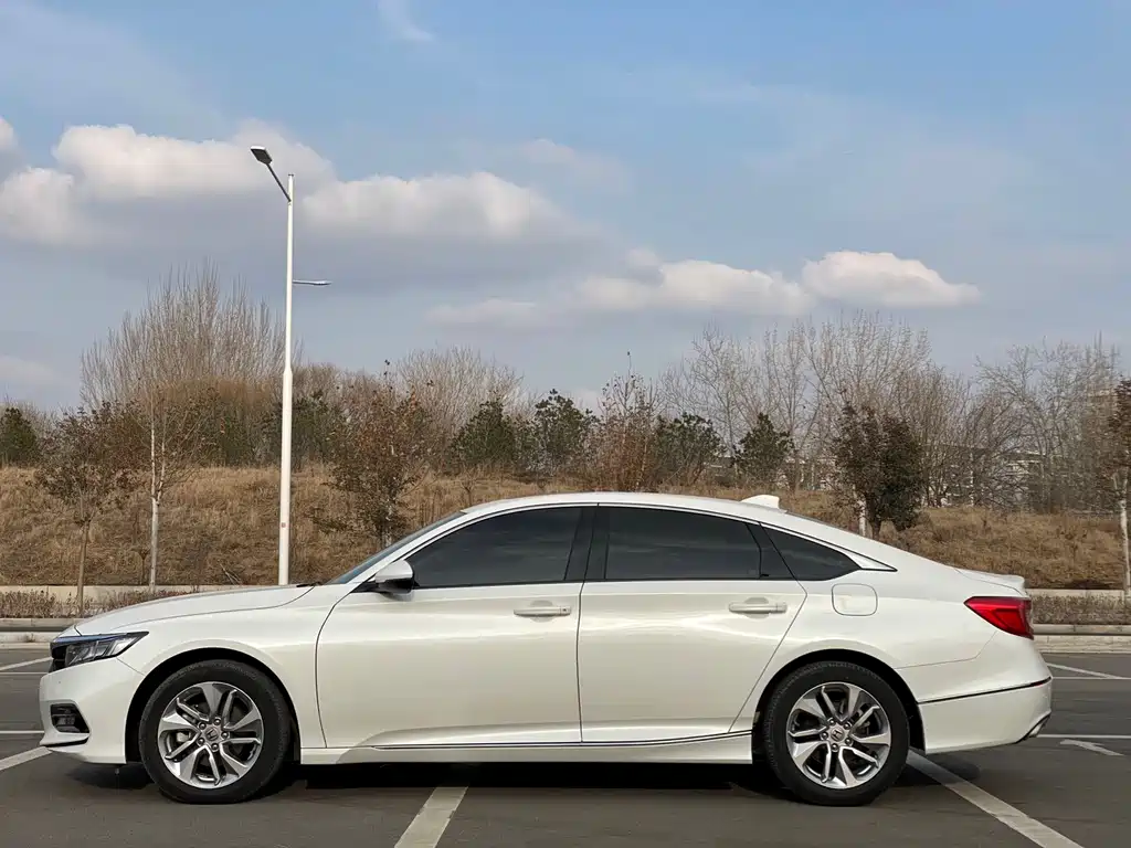 Honda Accord 2021 260TURBO Luxury