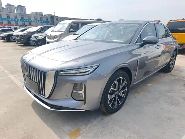 2025 Hongqi H5