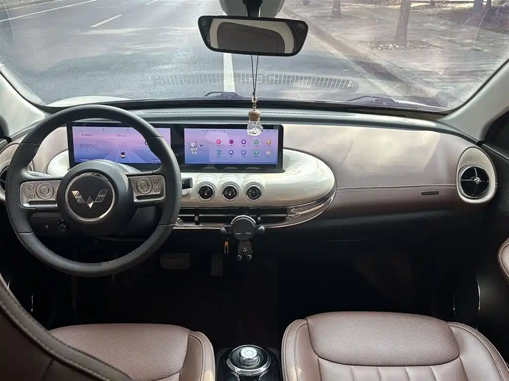 Wuling Binguo 2023 410km Premium