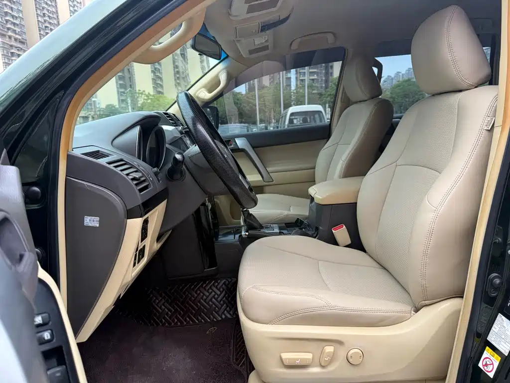 Toyota Land Cruiser Prado 2016 2.7L