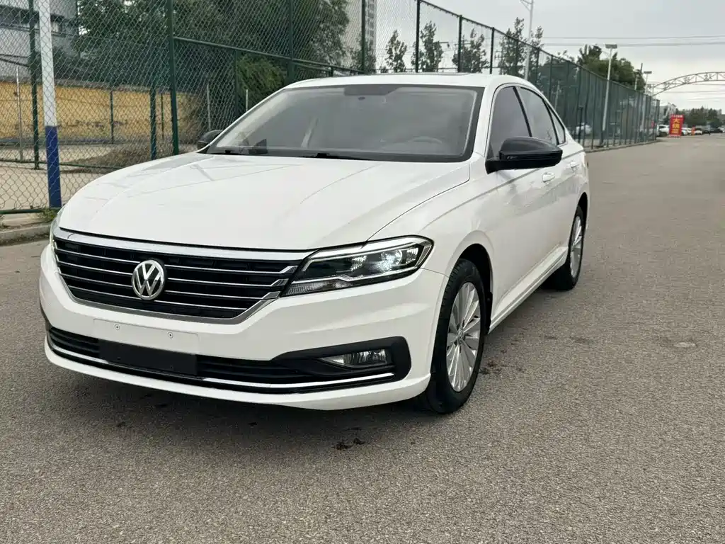 Купить Volkswagen Lavida