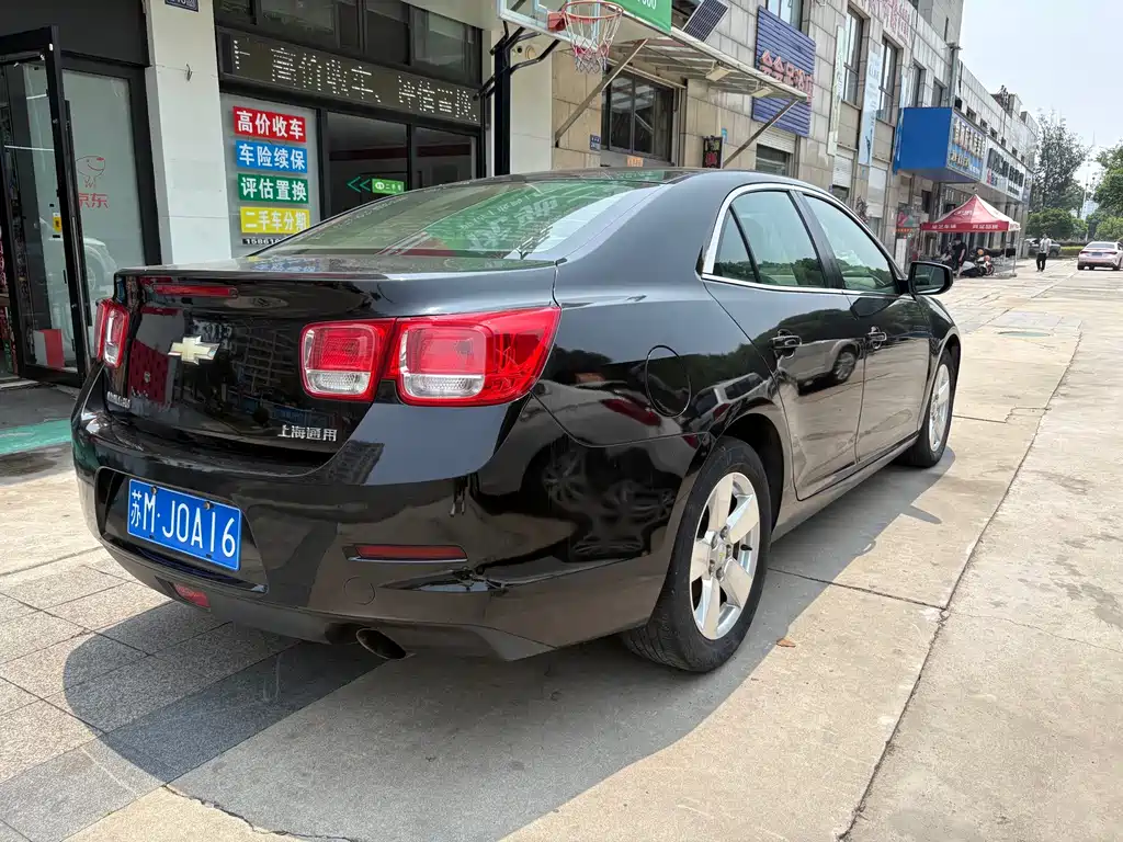 Chevrolet Malibu — миниатюра 4
