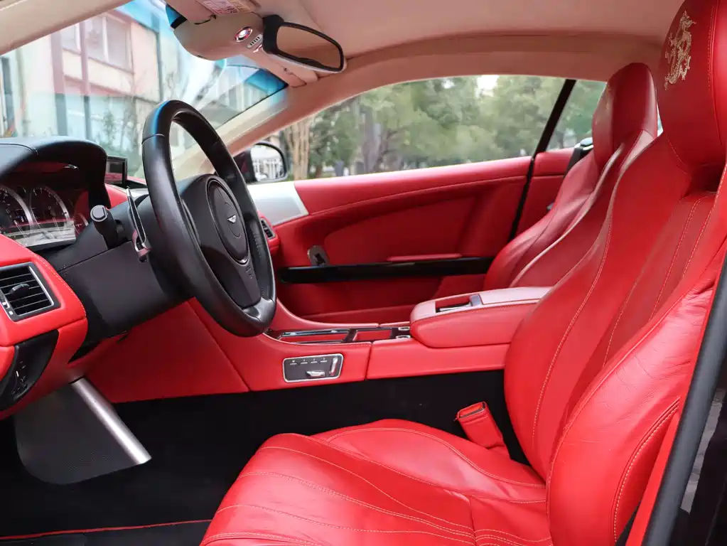 Aston Martin Virage — миниатюра 33
