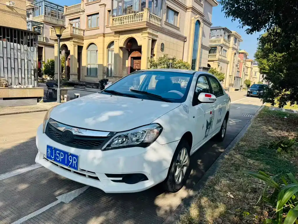 Byd F3 2016