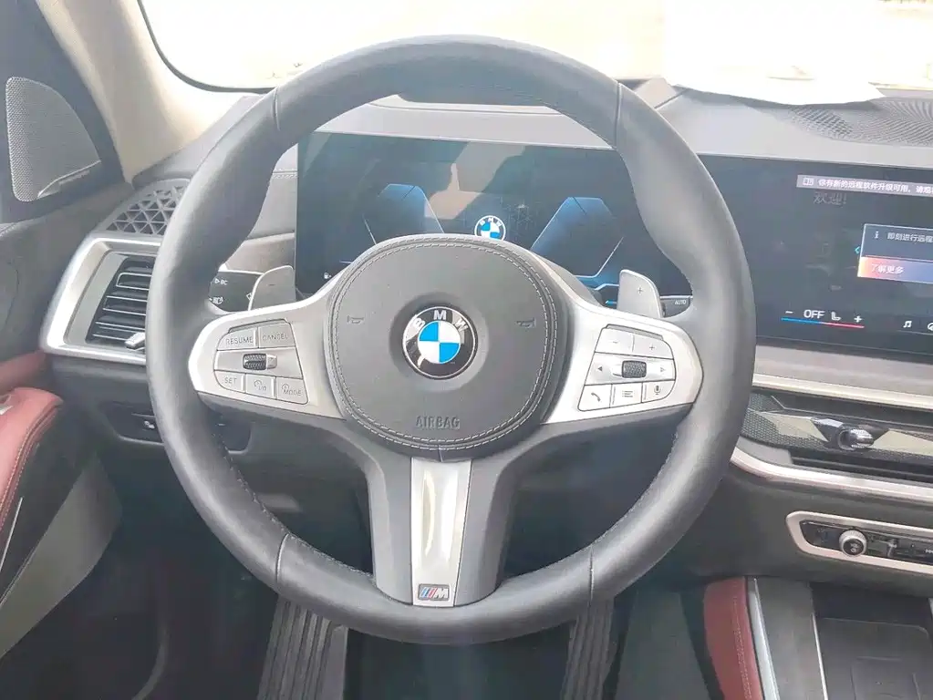 BMW X5 2025 xDrive 30Li Premium M Sport