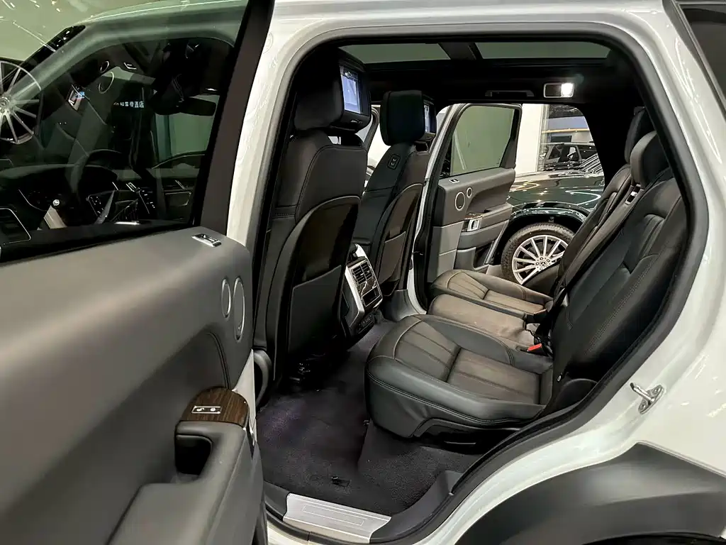 LAND ROVER RANGE ROVER SPORT NEW ENERGY