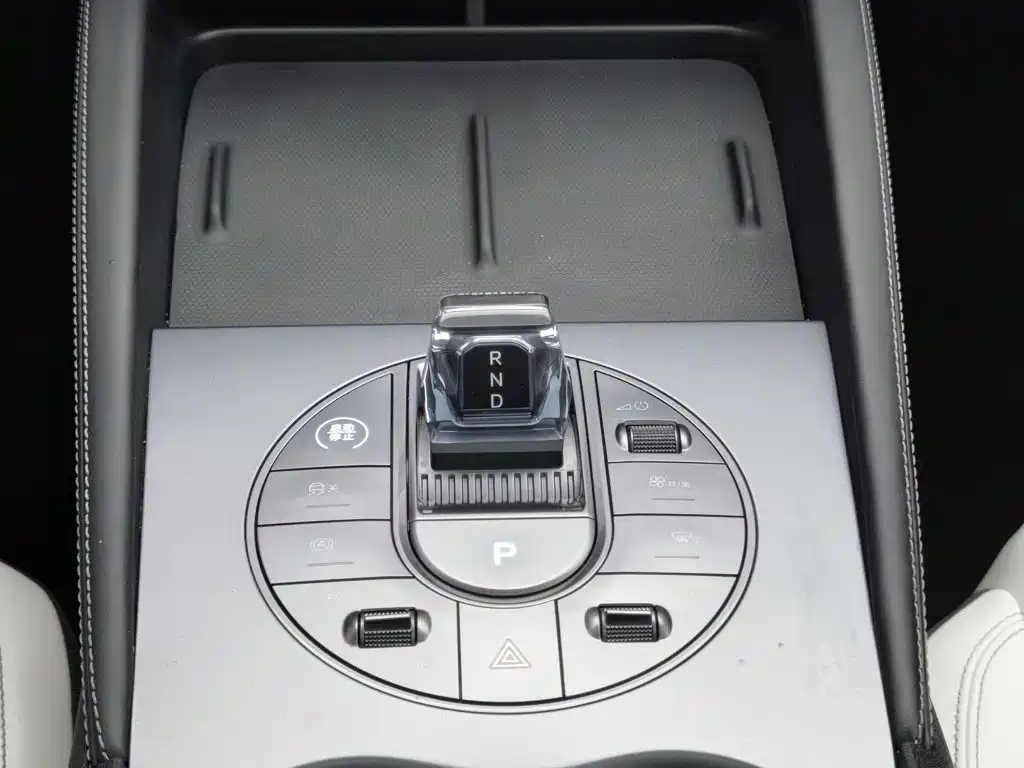 BYD Seal 06 — миниатюра 13
