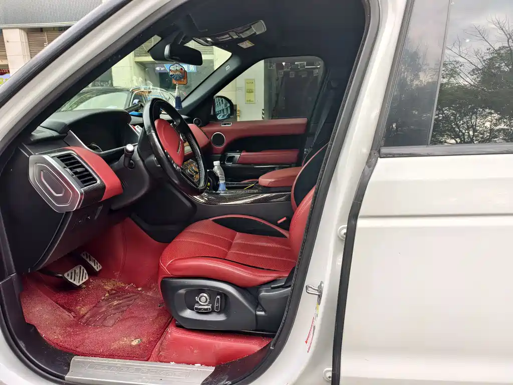 Land Rover Range Rover Sport 2017 3.0 SC V6 SE