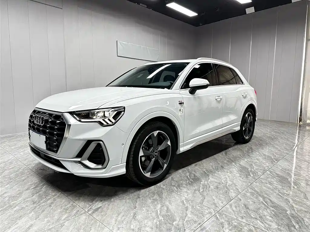Audi Q3 2022 35 TFSI Fashion