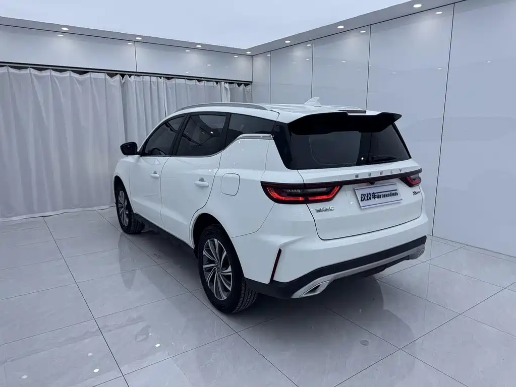 Geely Vision X6 — миниатюра 6