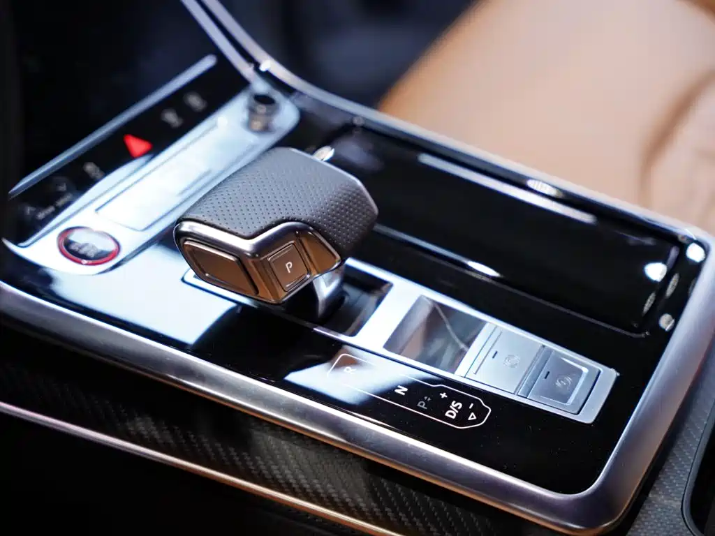 Audi RS Q8 — миниатюра 24