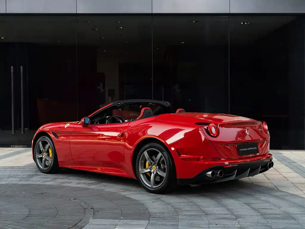 Ferrari California T — миниатюра 6