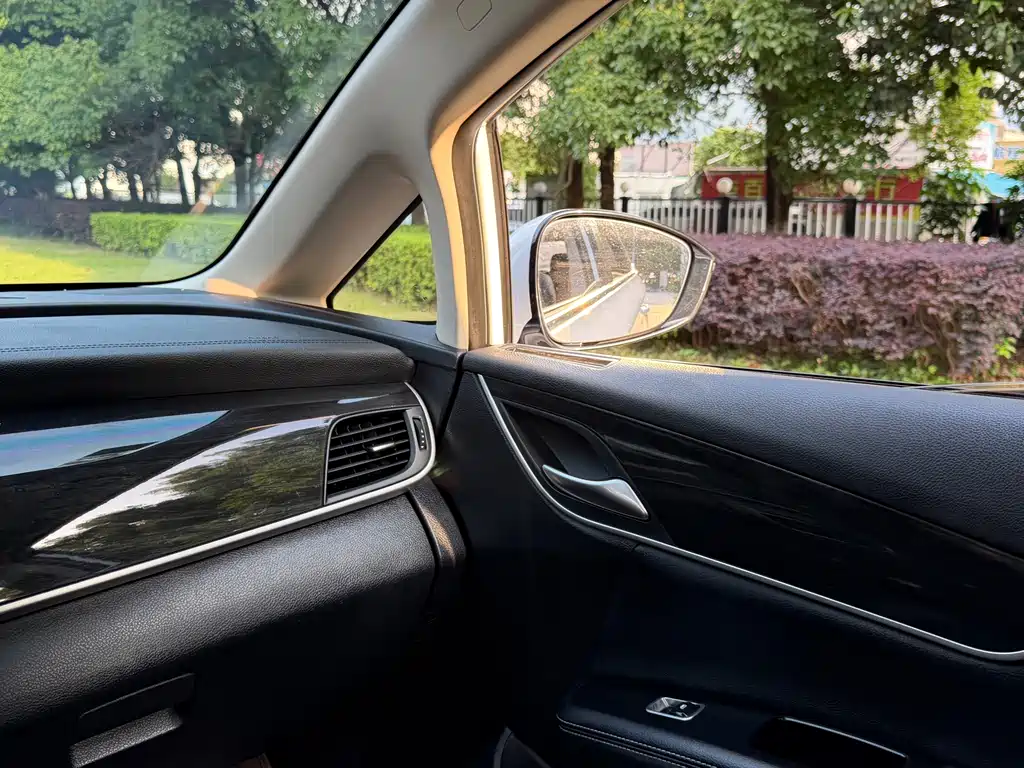 BYD Song MAX MAX 2019 1.5T MT 7 мест VI