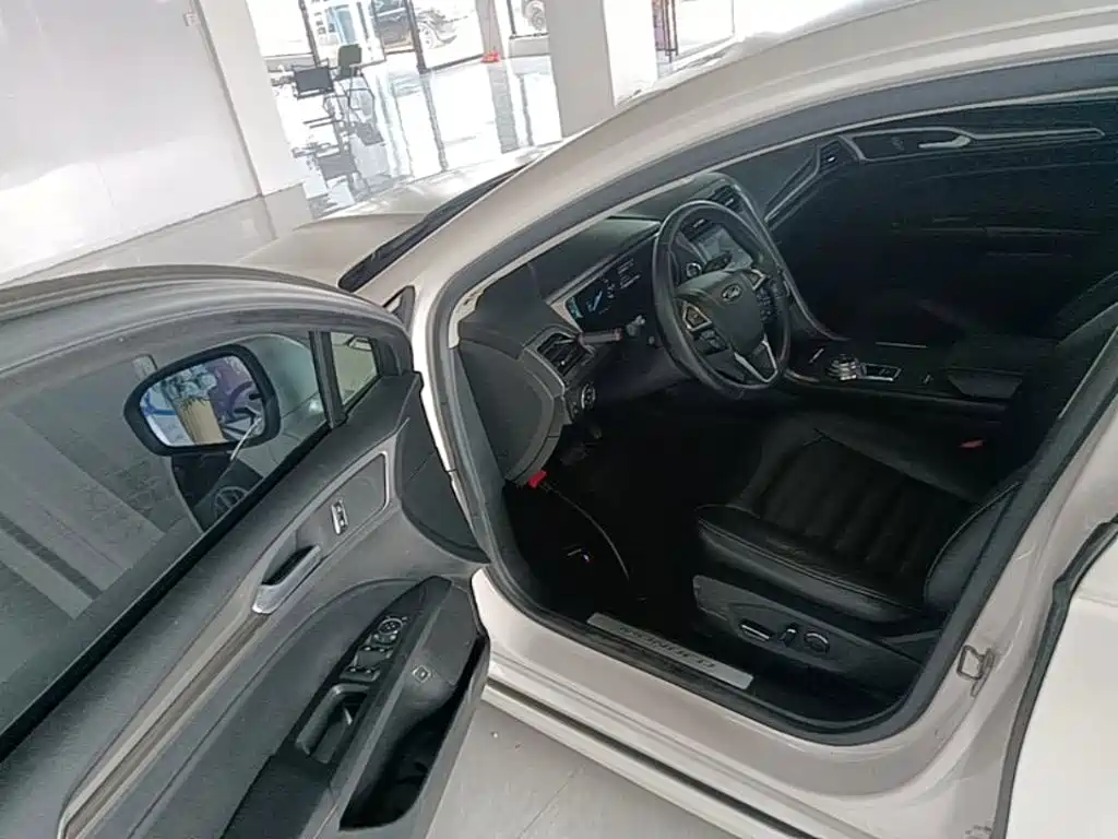 Ford Mondeo New Energy — миниатюра 16