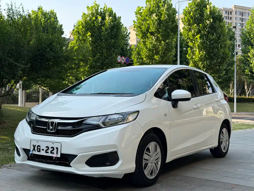 Honda Fit 2018 1.5L CVT Comfort Edition