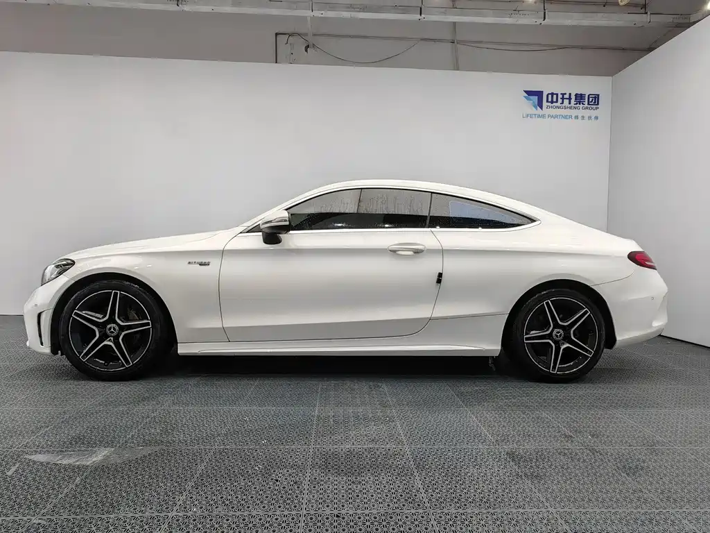 Mercedes-Benz C-Class (Import) — миниатюра 7