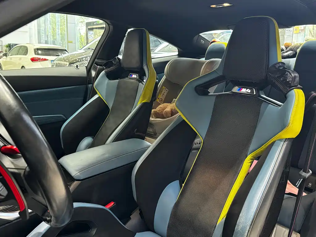 BMW M4 — миниатюра 8