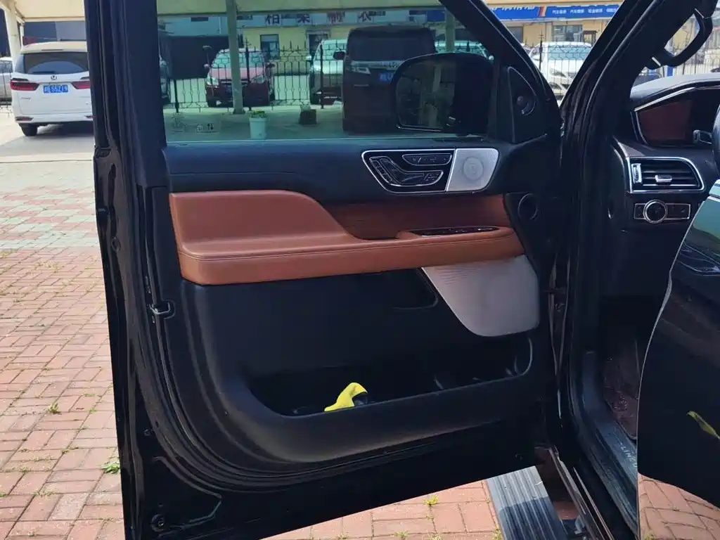 Lincoln Navigator 2020 3.5T