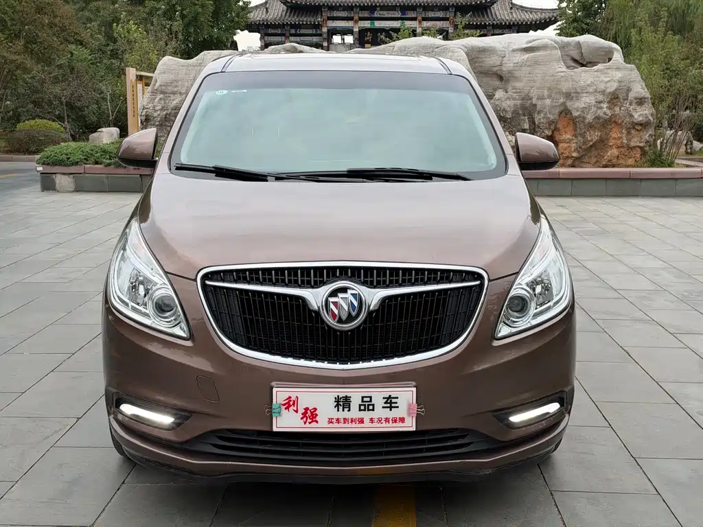 Buick GL8 — миниатюра 2