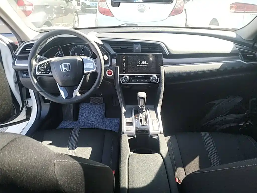 Honda Civic — миниатюра 10