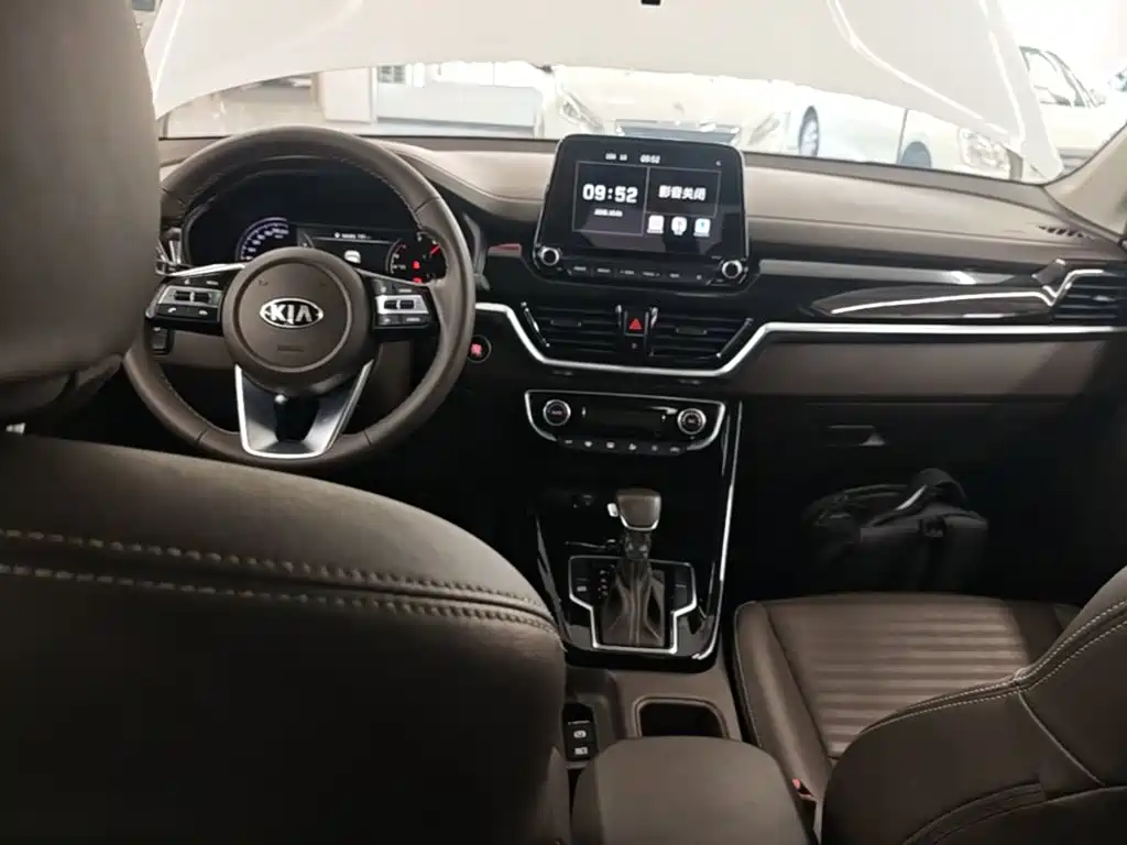 Kia Sportage — миниатюра 10