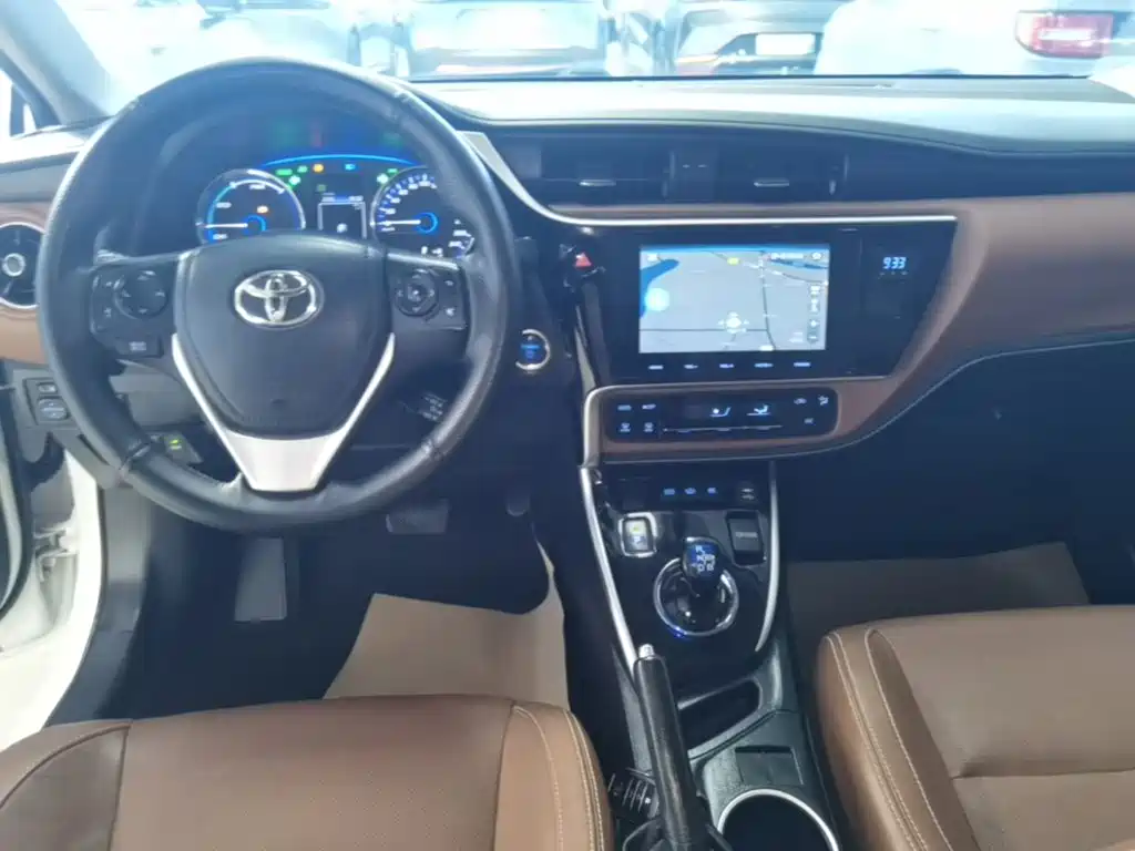 Toyota Levin Twin Engine E+ — миниатюра 10