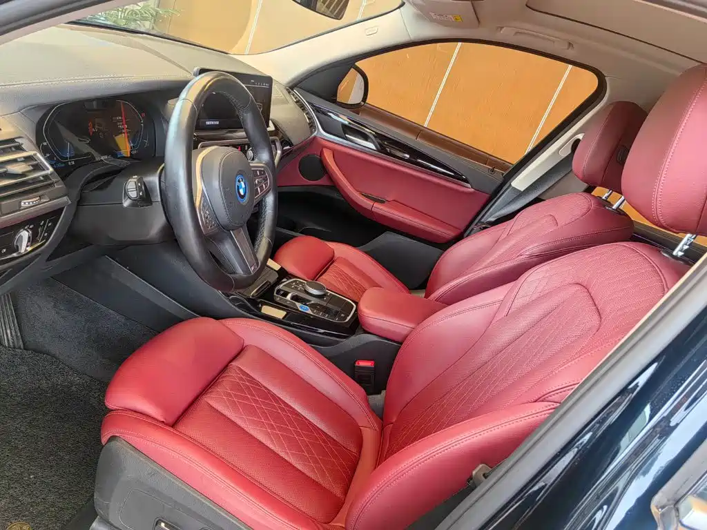 BMW iX3 — миниатюра 7