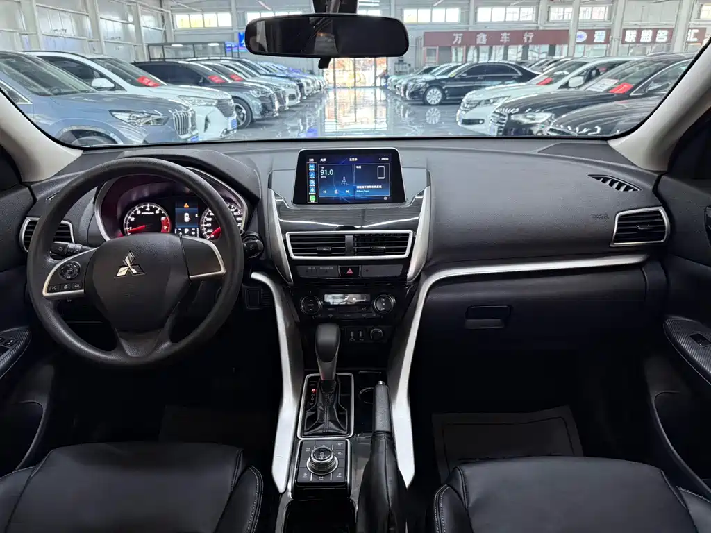 Mitsubishi Eclipse Cross — миниатюра 5