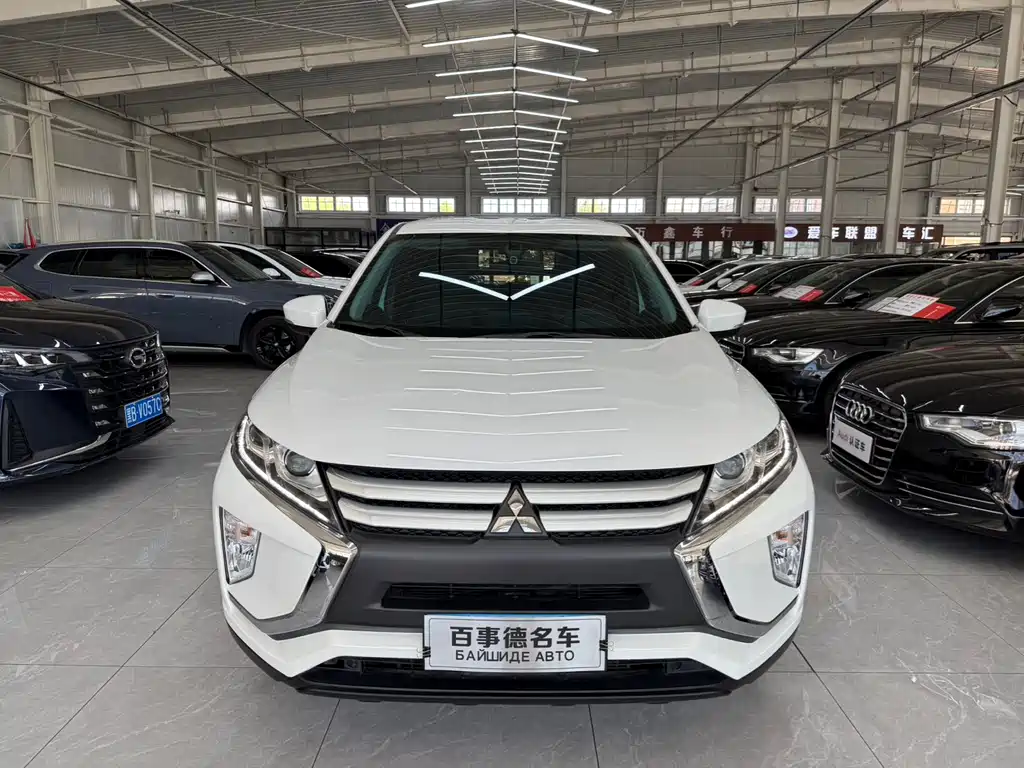 Mitsubishi Eclipse Cross — миниатюра 2