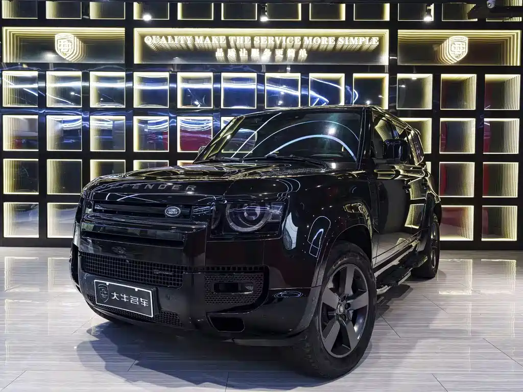 Land Rover Defender 2022