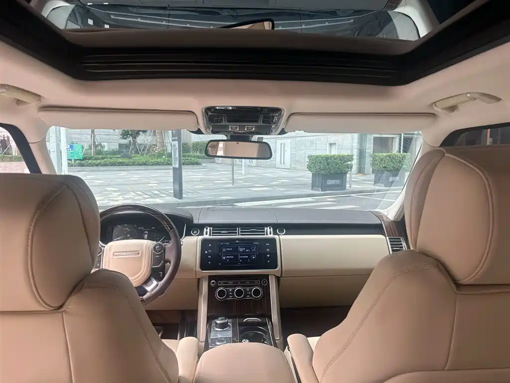 LAND ROVER RANGE ROVER