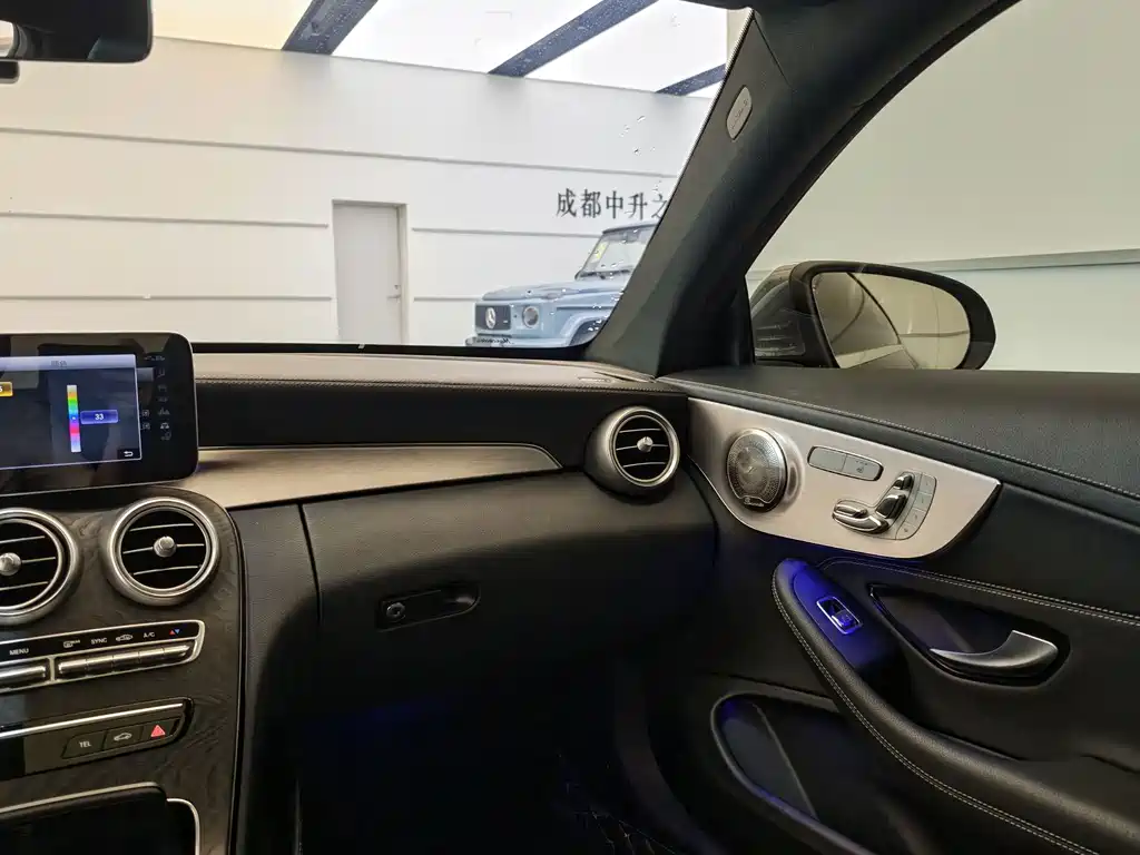 Mercedes-Benz C-Class (Import) — миниатюра 14