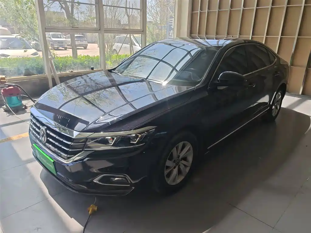 Volkswagen Passat 2021