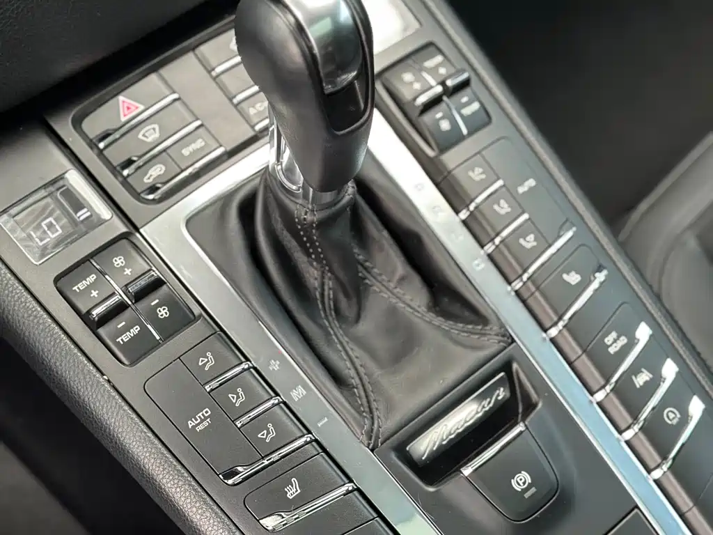 Porsche Macan 2017 Macan 2.0T