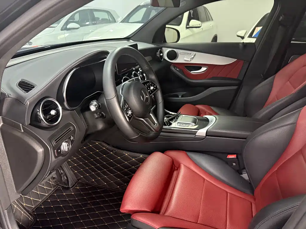 Mercedes-Benz GLC 2023 GLC 260 4MATIC SUV