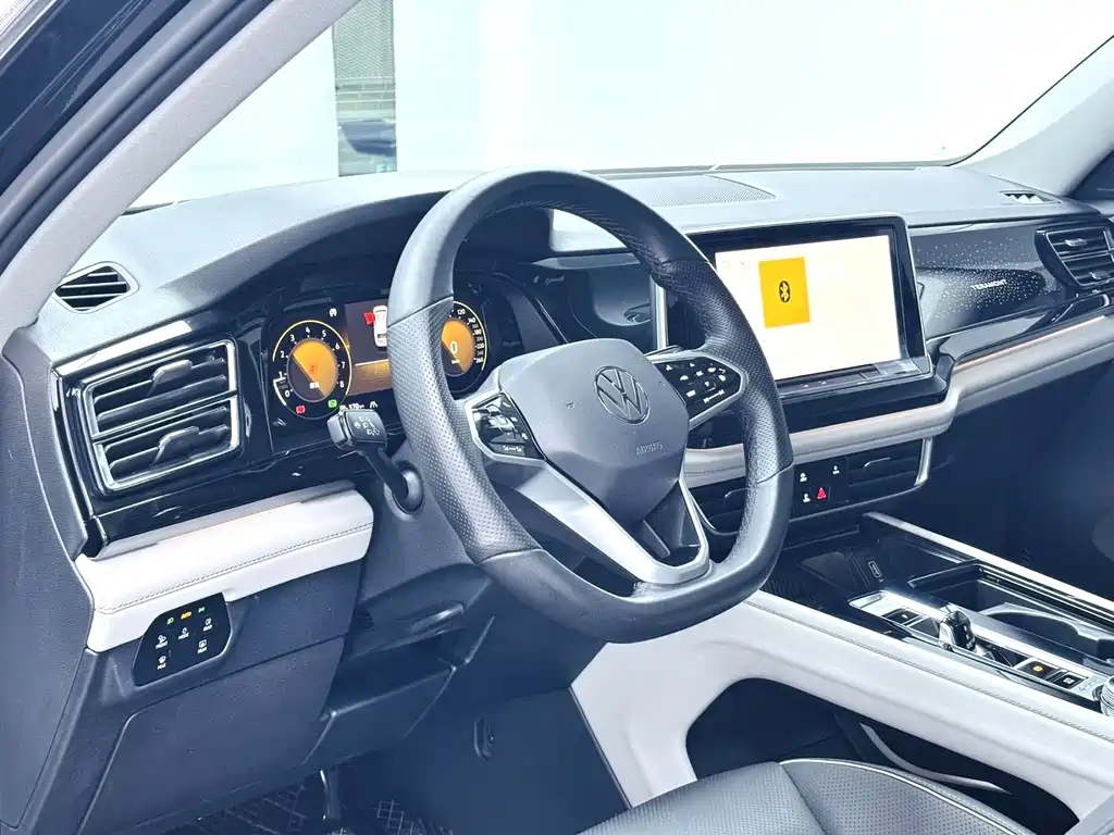 Volkswagen Teramont — миниатюра 3