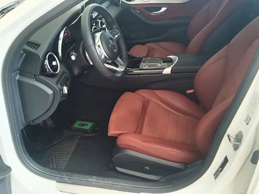 Mercedes-Benz C-Class — миниатюра 15