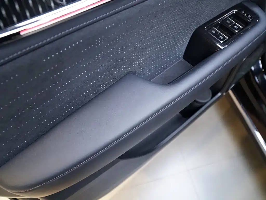 ZEEKR EXTREME KRYPTON 009