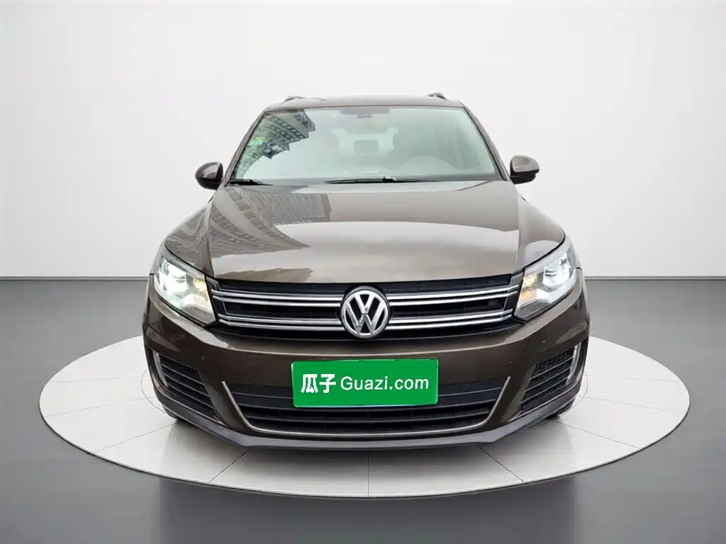 Volkswagen Tiguan 2015 1.8TSI AT Luxury