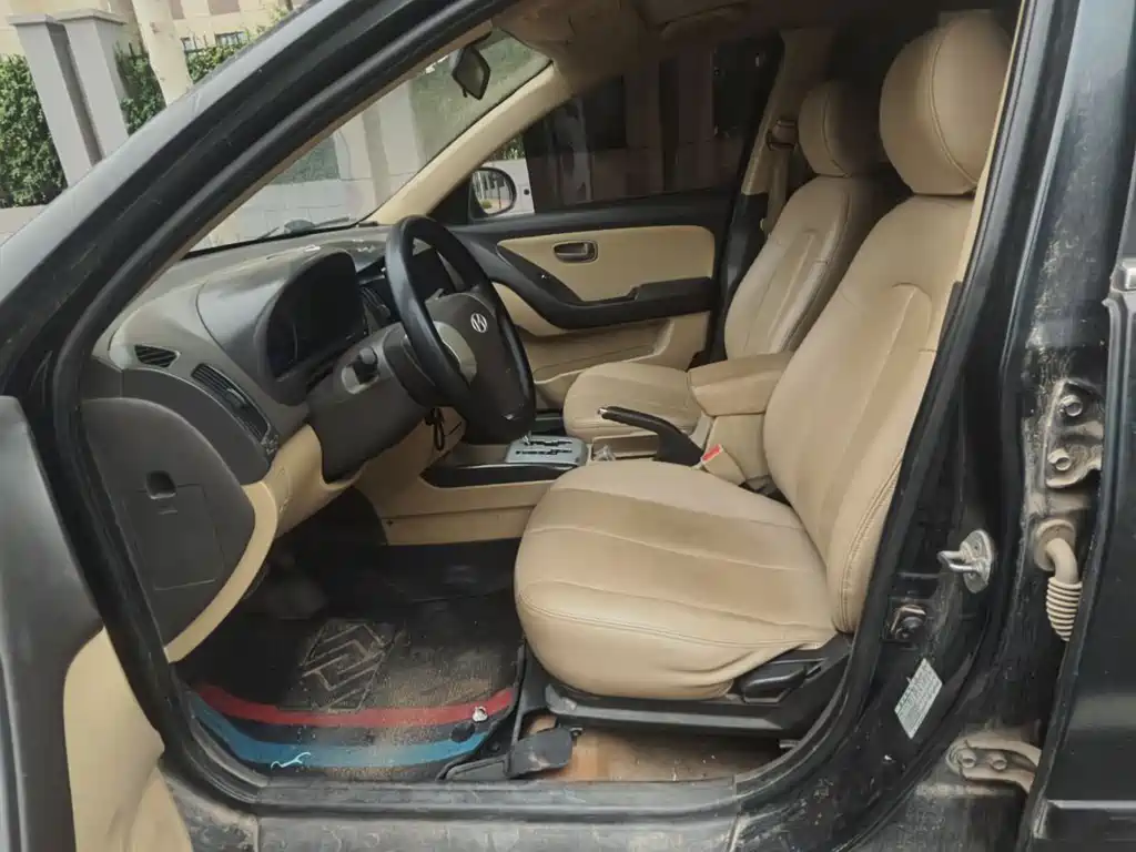 Hyundai Elantra 2011 1.6L AT Comfort
