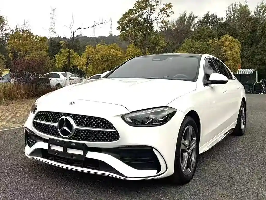 Mercedes-Benz C-Class 2022