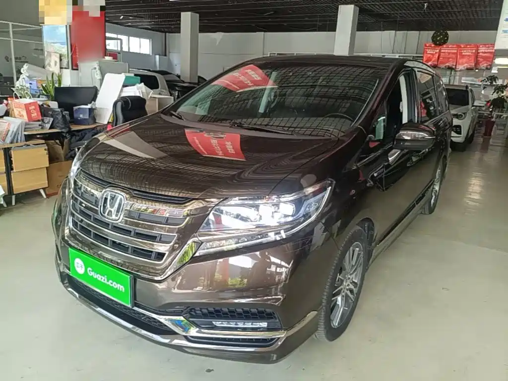 Honda Elysion — миниатюра 2