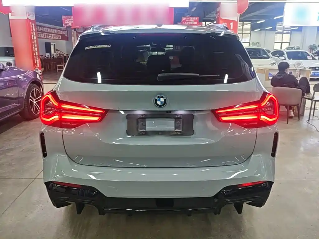 BMW iX3 — миниатюра 6