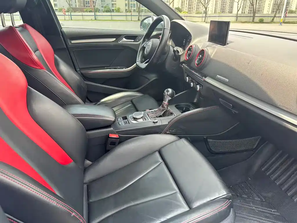 Audi S3 2019 S3 2.0T Limousine