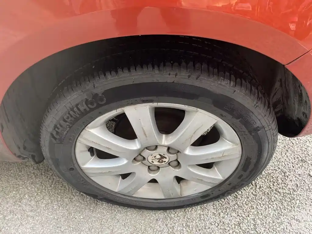 Skoda Fabia 1.6L Auto Crystal Spirit Edition, фото 8