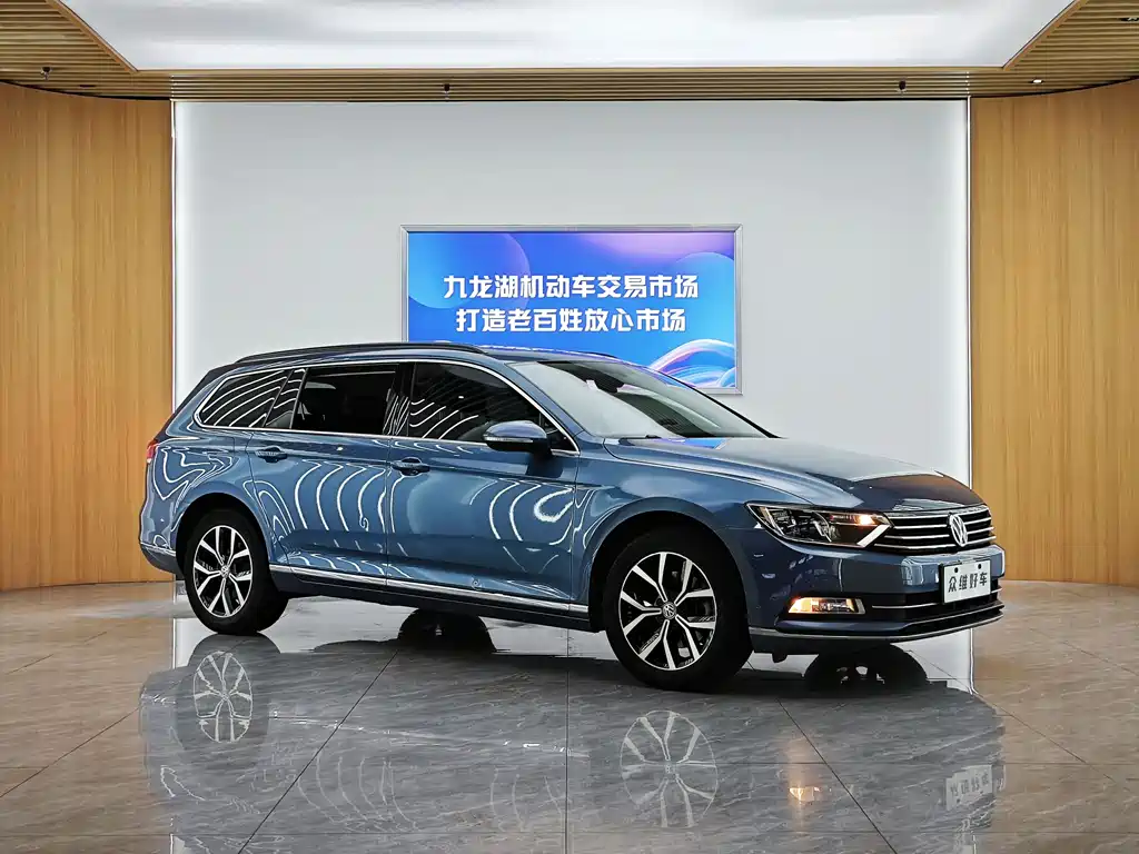 Volkswagen Variant 380TSI 2WD Comfort Travel Edition, фото 3