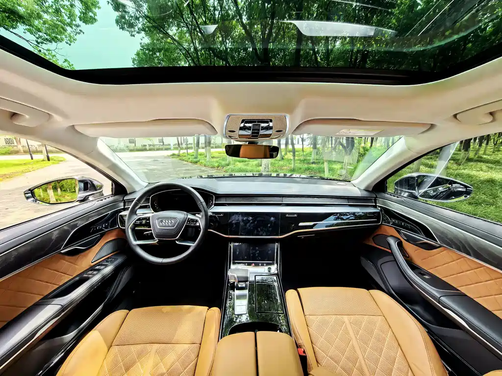 Audi A8 2025 A8L Horch 55TFSI