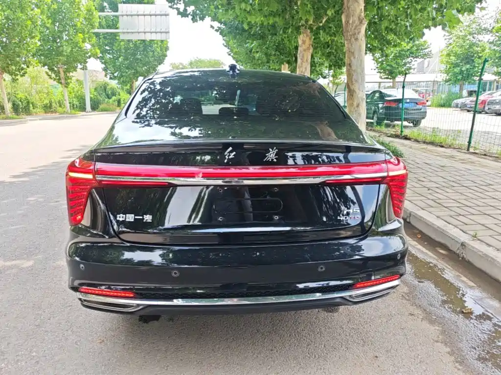 Hongqi H5 2025 2.0T AT