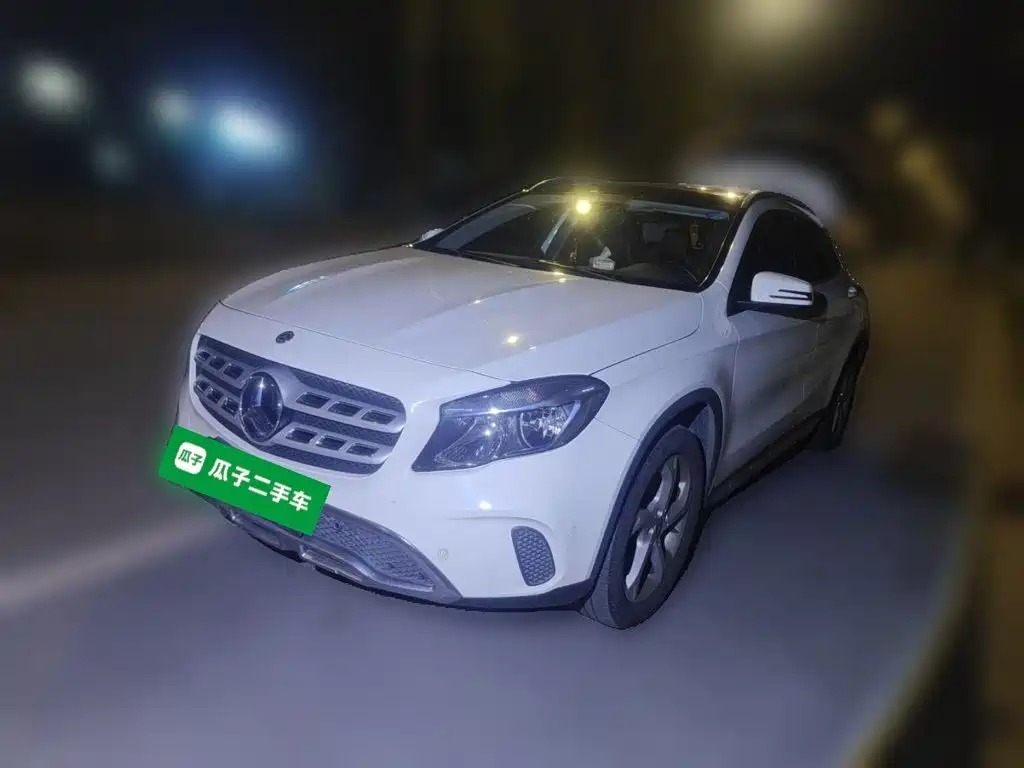 Mercedes-Benz GLA 2017 GLA 200 Dynamic Type